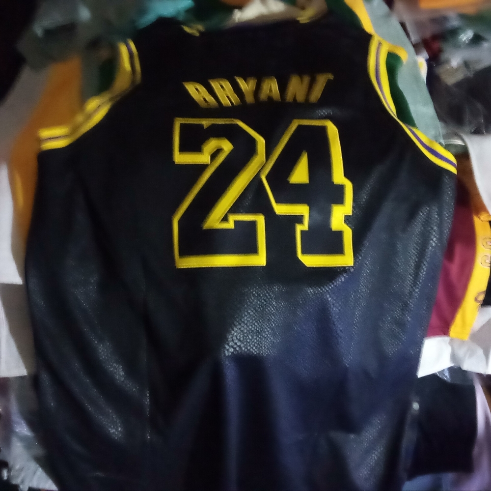Jersey - Picture 2 of 3